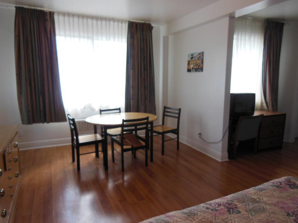 Motel Pierre มอนทรีอัล ภายนอก รูปภาพ